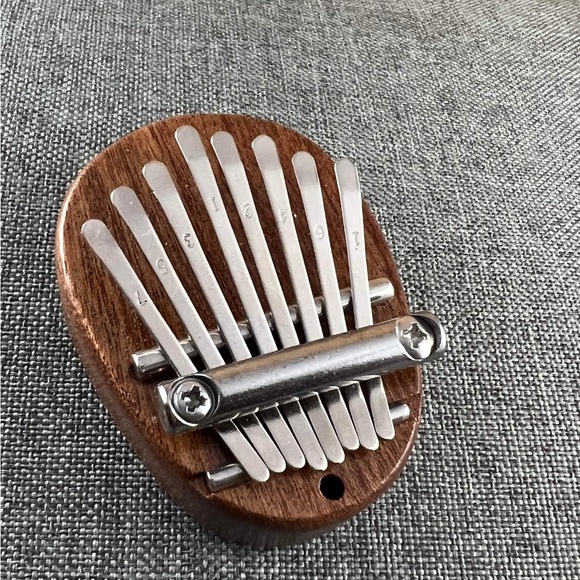 - Mini Kalimba - Picture 3 of 4